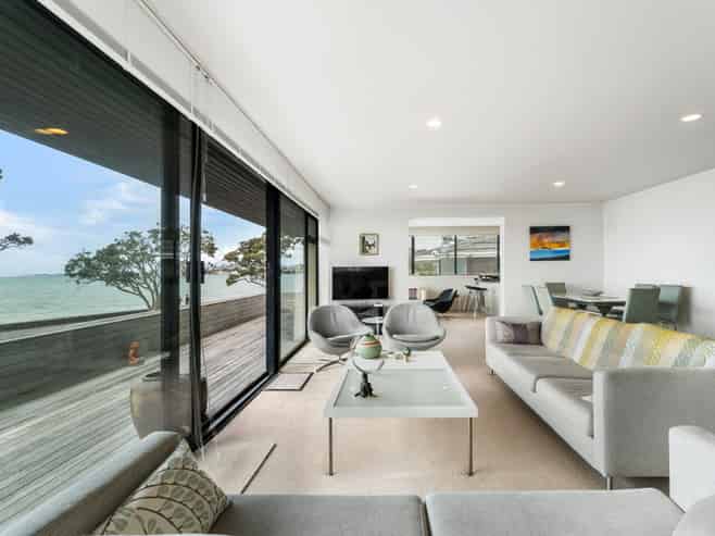 2/195 Tamaki Drive, Kohimarama