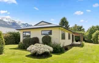 21 Groves Street, Glenorchy