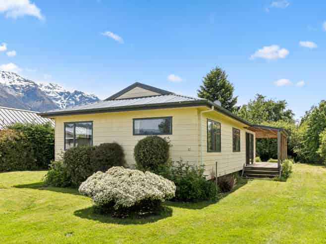 21 Groves Street, Glenorchy