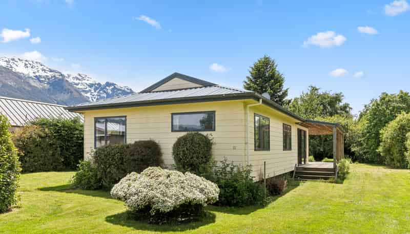 21 Groves Street, Glenorchy