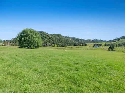 299 Haruru Road, Wainui