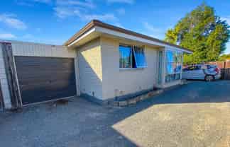 1/128 Main North Road, Papanui