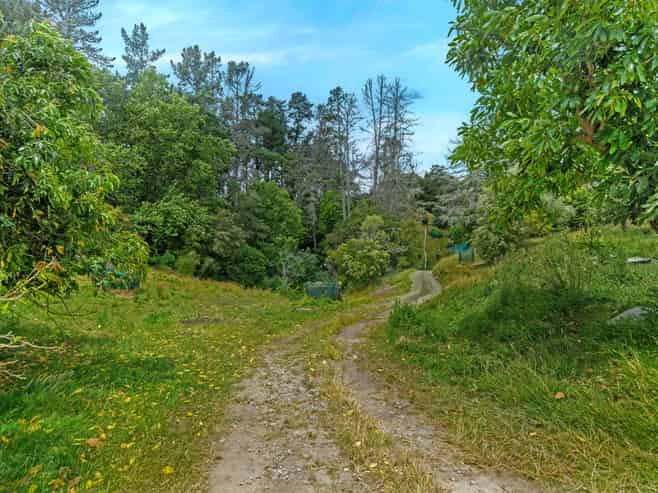  Proposed subdivision - 141 Valley Road, Mangapapa