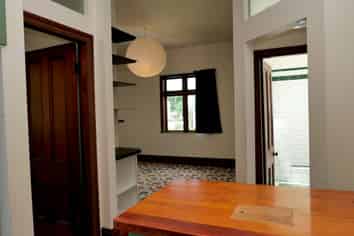 a/29 Colombo St, Newtown