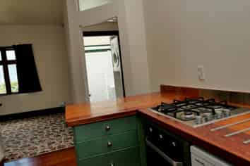 a/29 Colombo St, Newtown