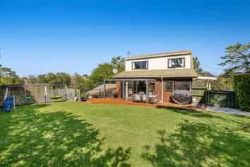 540 Whangaparaoa Road, Stanmore Bay