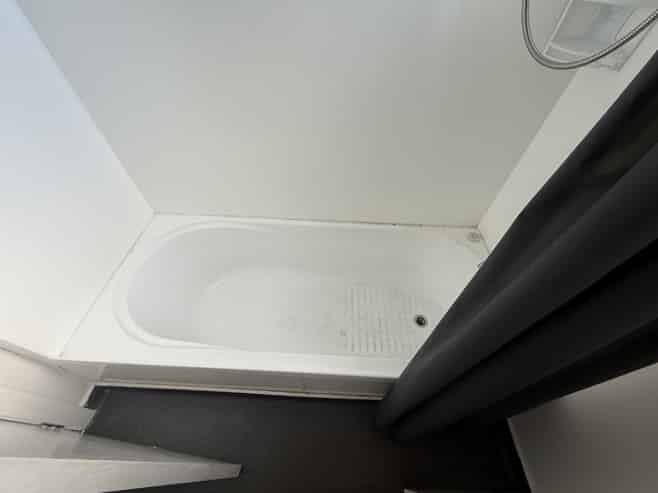 12B Johnstones Road, Otara