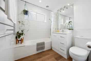 2/18 Kenmure Avenue, Forrest Hill