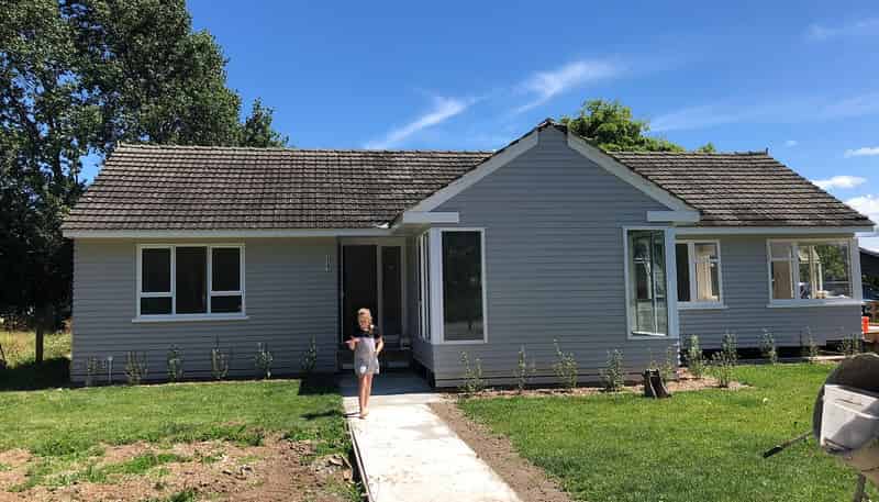 427 High Street South, Carterton