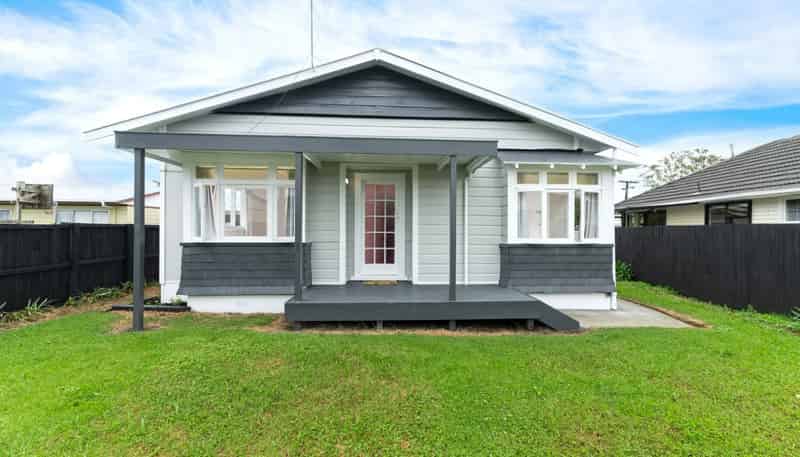 18 Falkirk, Blockhouse Bay