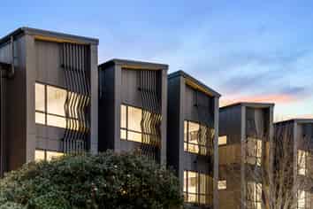 6/6c Kingsway Ave, Sandringham