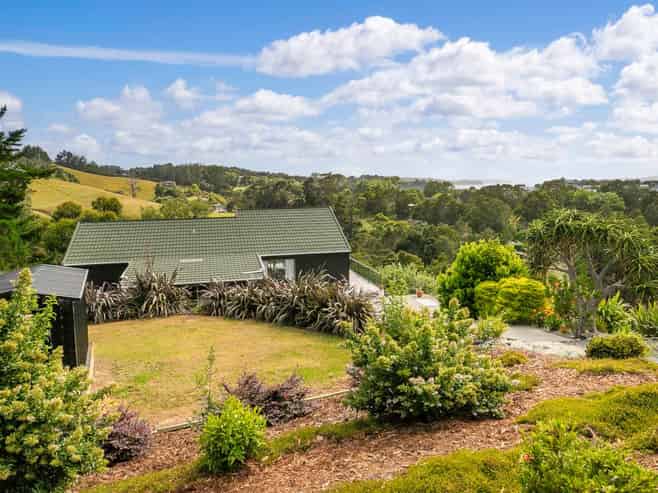 71 Grange Street, Snells Beach