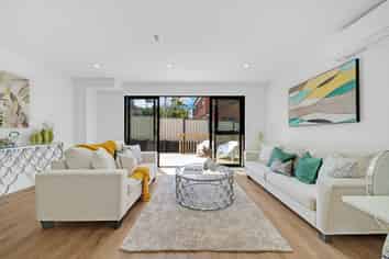 Lot 3/5 Crystal Avenue, Glendene