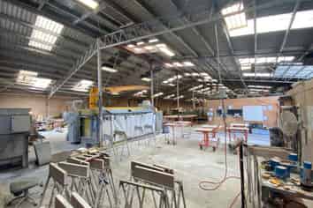 Fully Leased Multi-Tenant Industrial Investment