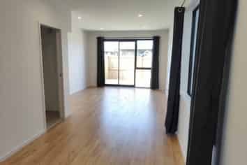 33 Kaha Road, Takanini