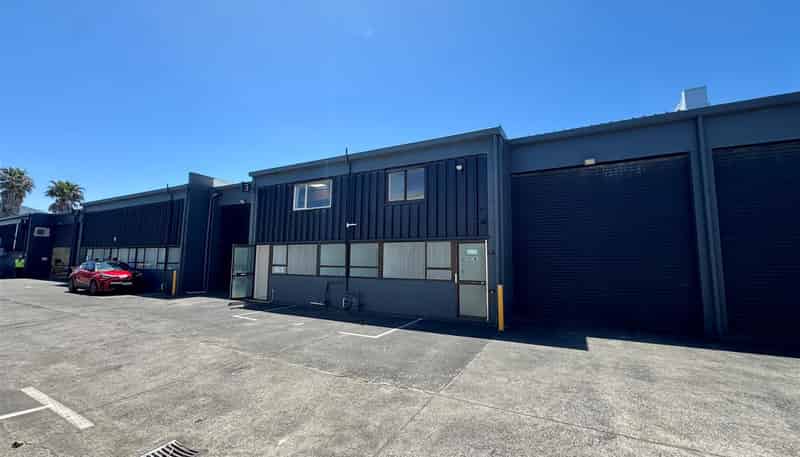  Unit 3 & 4, 18 Andrew Baxter Drive, Mangere