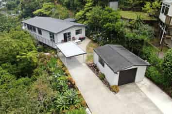 5 Lucy Road, Waiomu