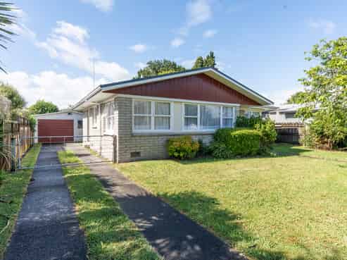 10 Erika Place, Fairview Downs