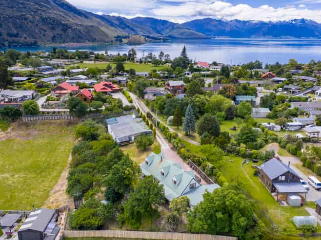 133 Noema Terrace, Lake Hawea