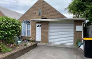 a/83 Romilly Street, Westport