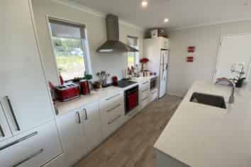 1079 Tennent Drive, Linton