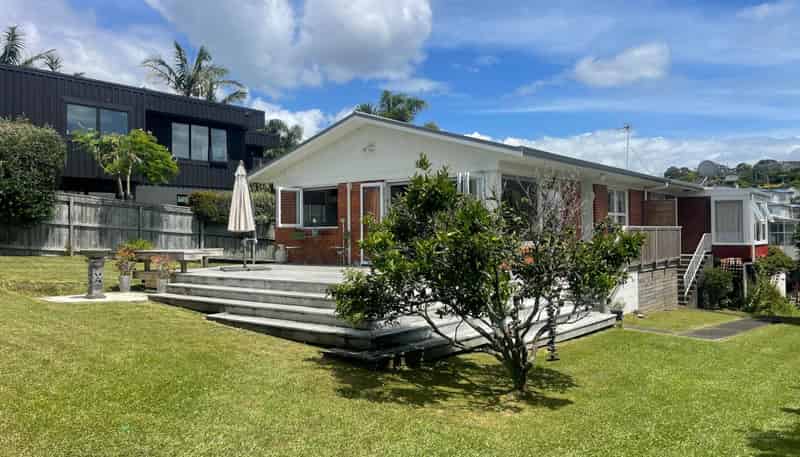 4/4 Penzance Road, Mairangi Bay