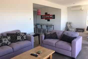 19 Besley Place, Acacia Bay