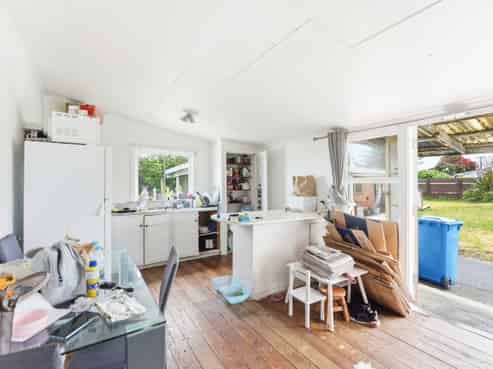 16 Egmont Street, Castlecliff