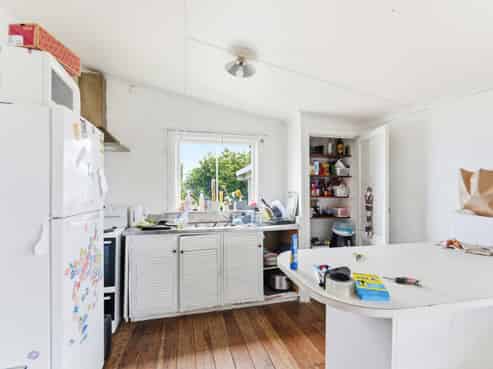 16 Egmont Street, Castlecliff