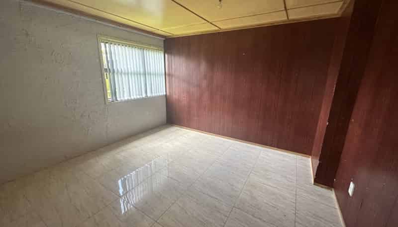 409 Massey Road, Mangere East