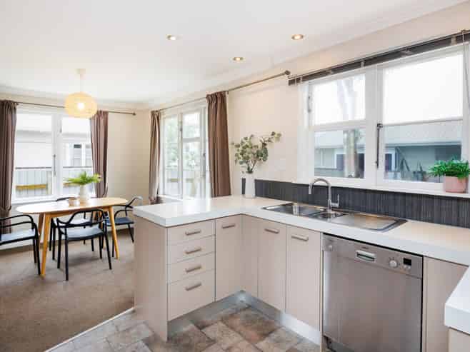 43 Manchester Street, Takaro