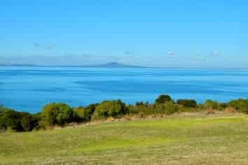 336 Pinecrest Drive, Gulf Harbour