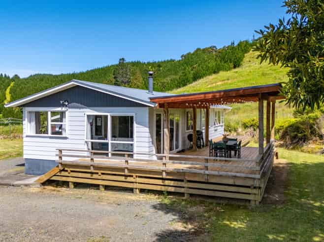 386 Pawarenga Road, Broadwood
