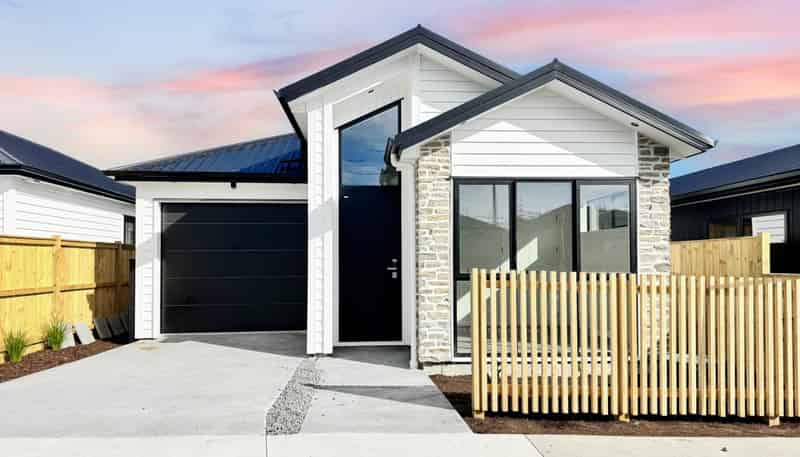 386 Te Taruna Drive, Milldale