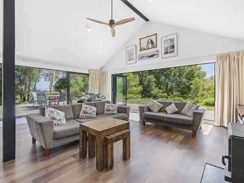 113 Dorset Road, Hillsborough