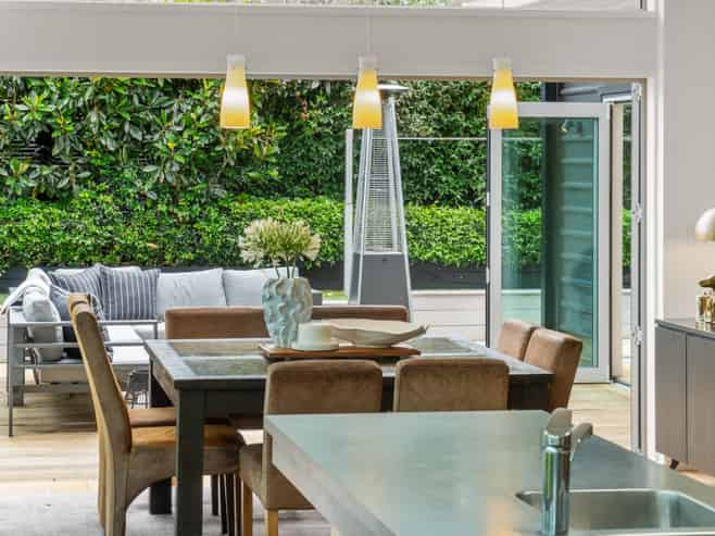 50 Ngataringa Road, Devonport