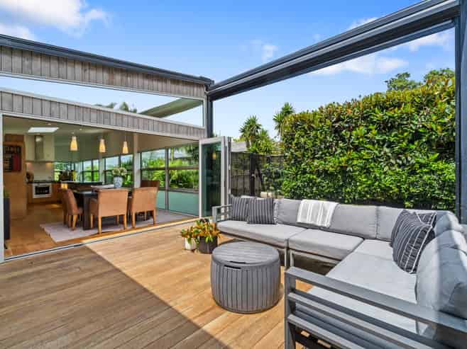 50 Ngataringa Road, Devonport