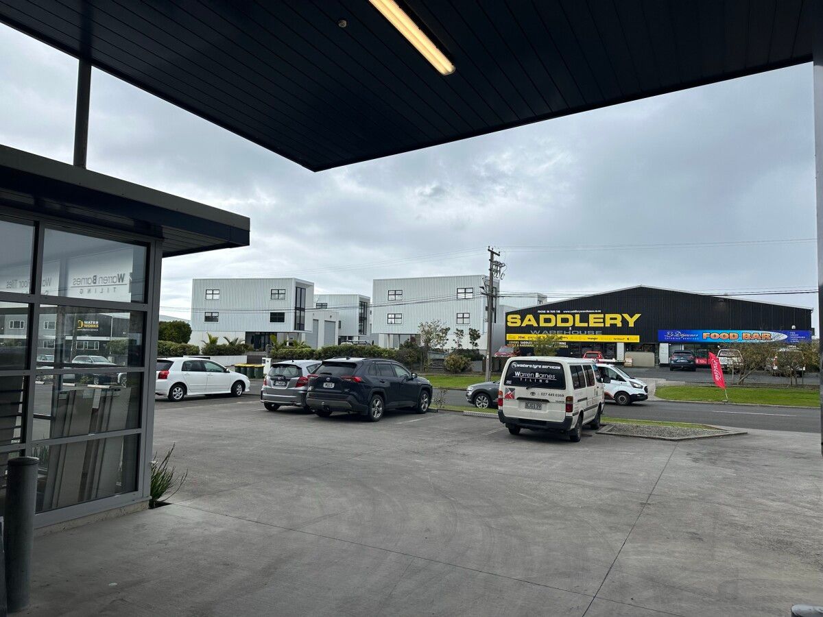 Hurlstone Drive Warehouse - Ansicht 6