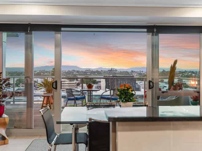 1501/72 Devonport Road, Tauranga