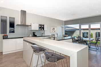 70 Disraeli St, Gisborne