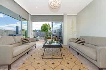 70 Disraeli St, Gisborne