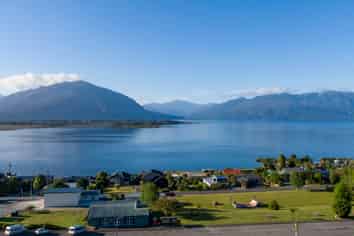 34 Ahau Street, Moana