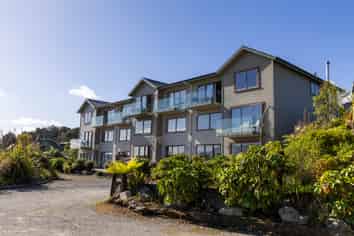 34 Ahau Street, Moana