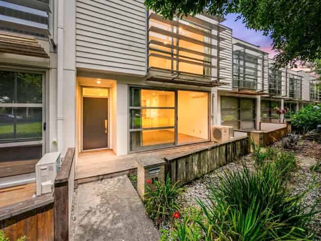 18 Kauri Drive, Takanini