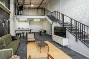 Modern Industrial Unit - Central Penrose