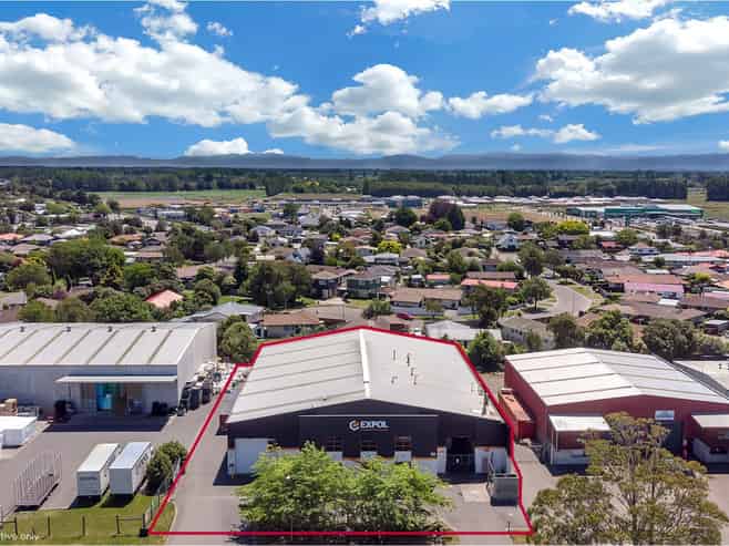 Gate way to the north – 1,421sqm in Belfast