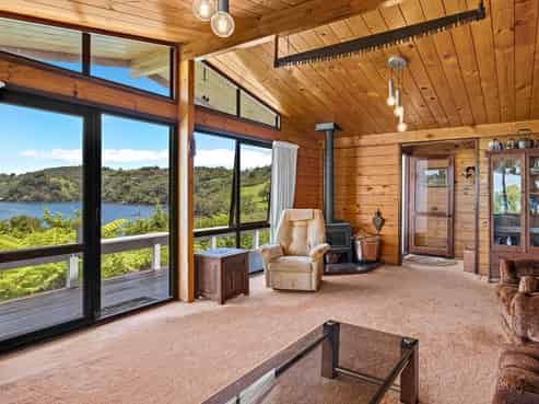 56 Grand View Road, Leigh