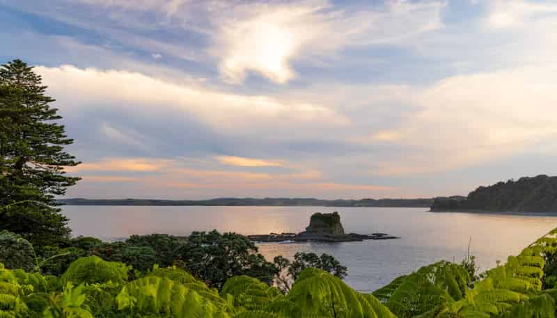 56 Grand View Road, Leigh