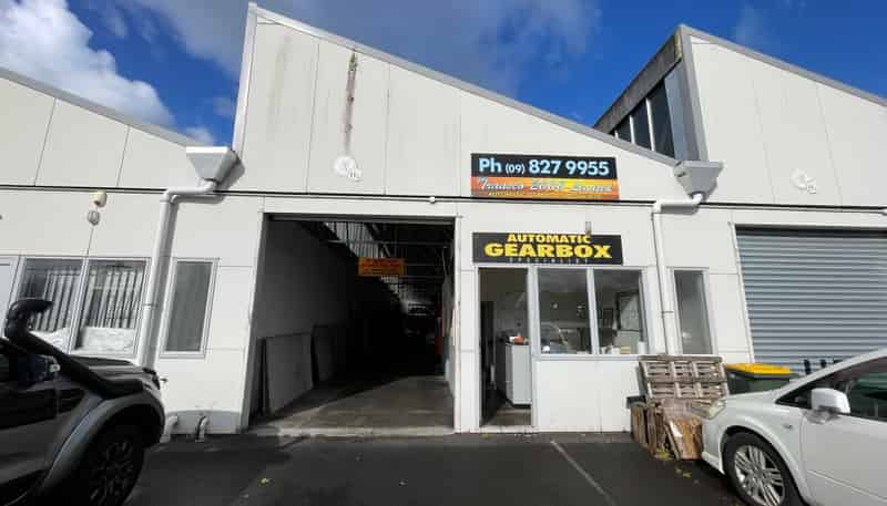 H2/44 Portage Road, New Lynn