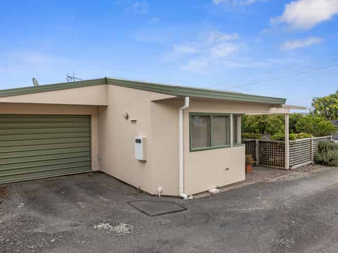 16A Wickham Place, Hairini